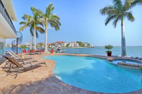 Ultimate Views at Dolphin Watch with Heated Pool!